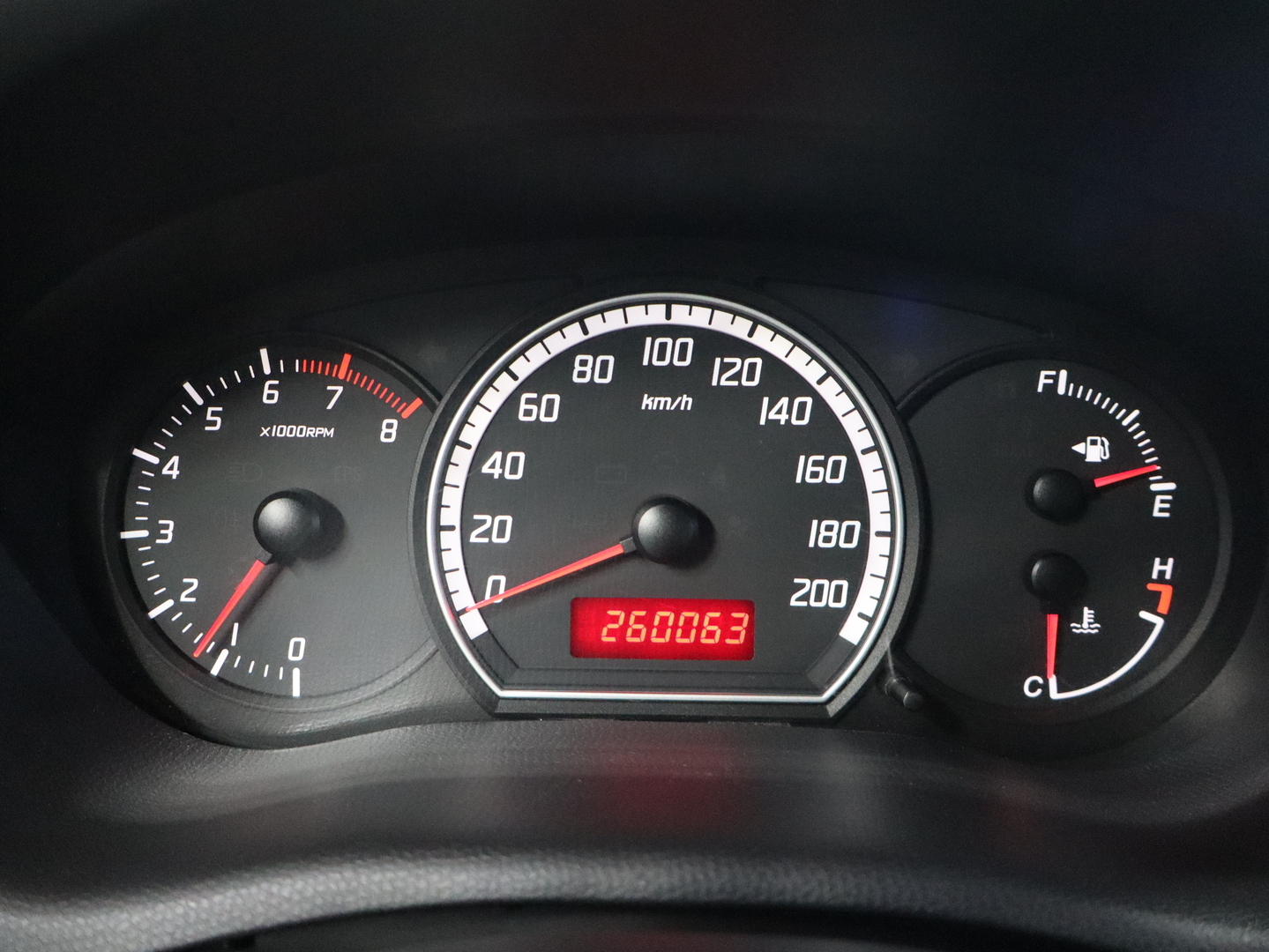 SUZUKI Swift 10