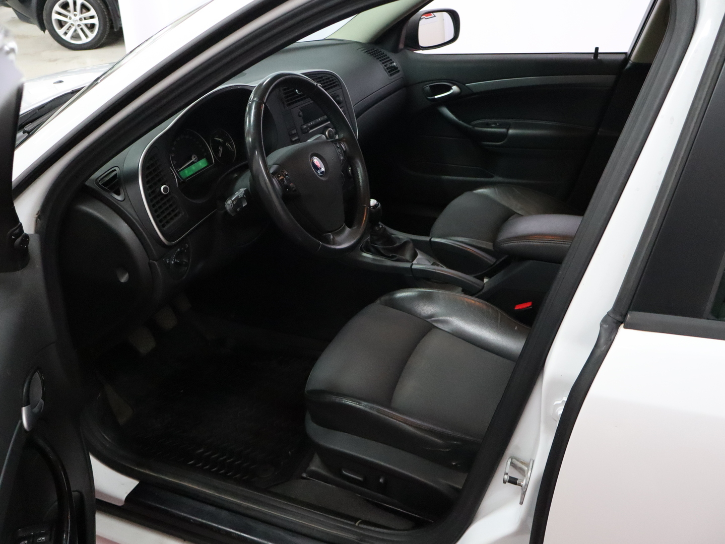 SAAB 9-3 2011