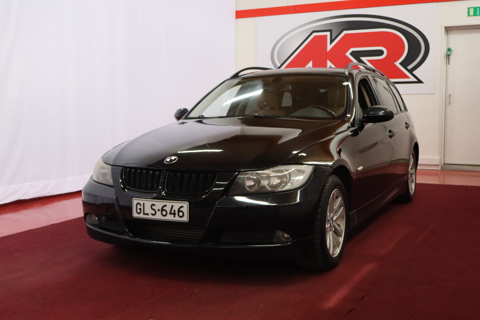 BMW 320 2008