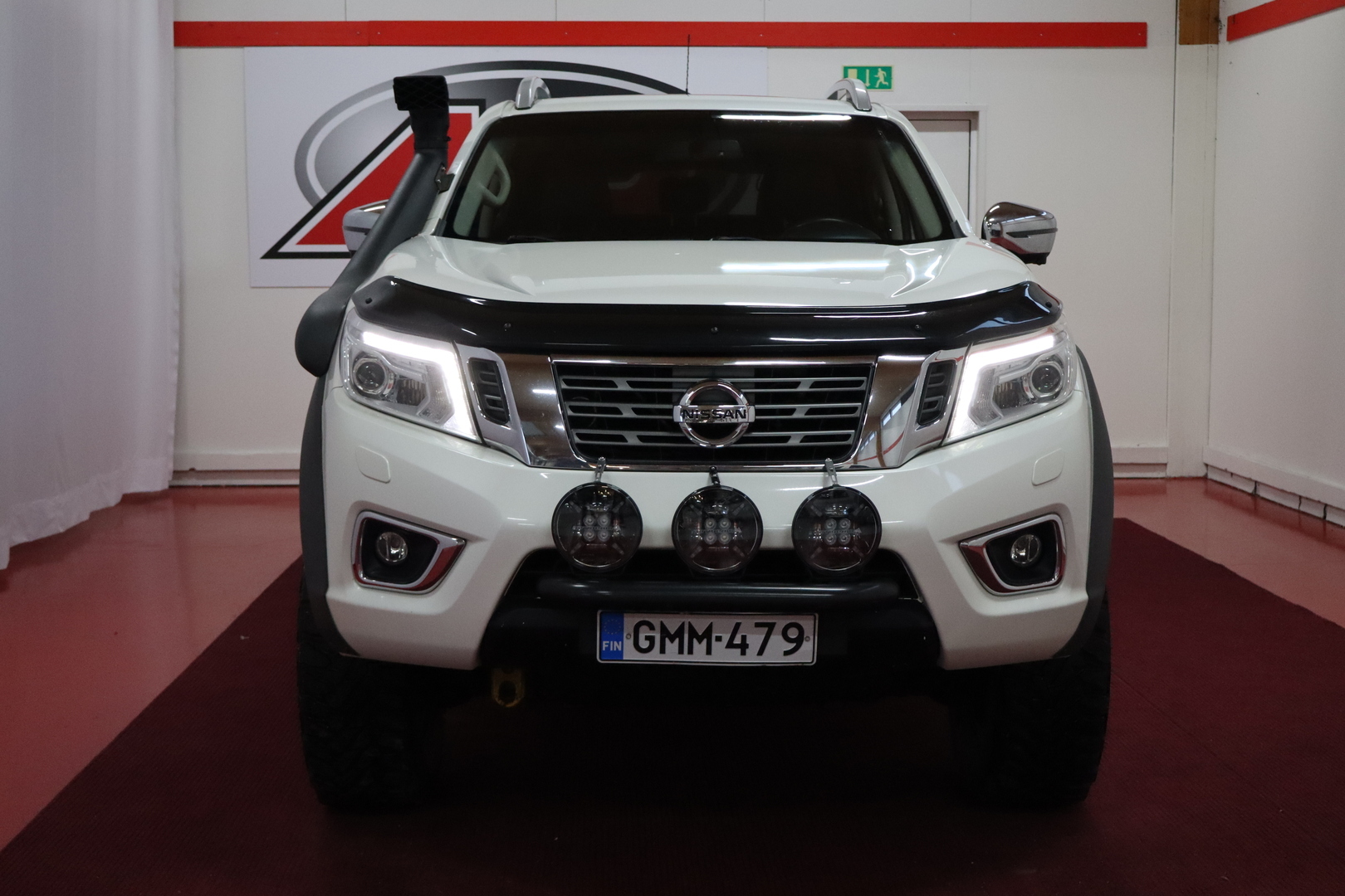 NISSAN Navara 2017
