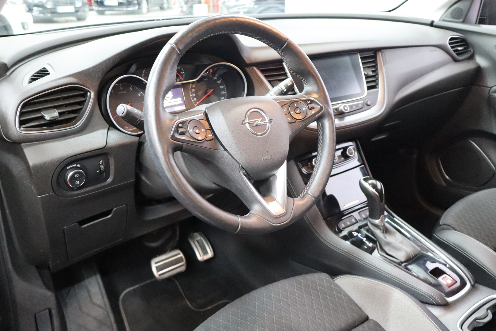 OPEL Grandland X 5