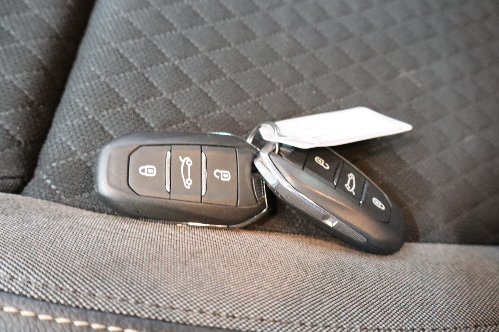 OPEL Grandland X 7
