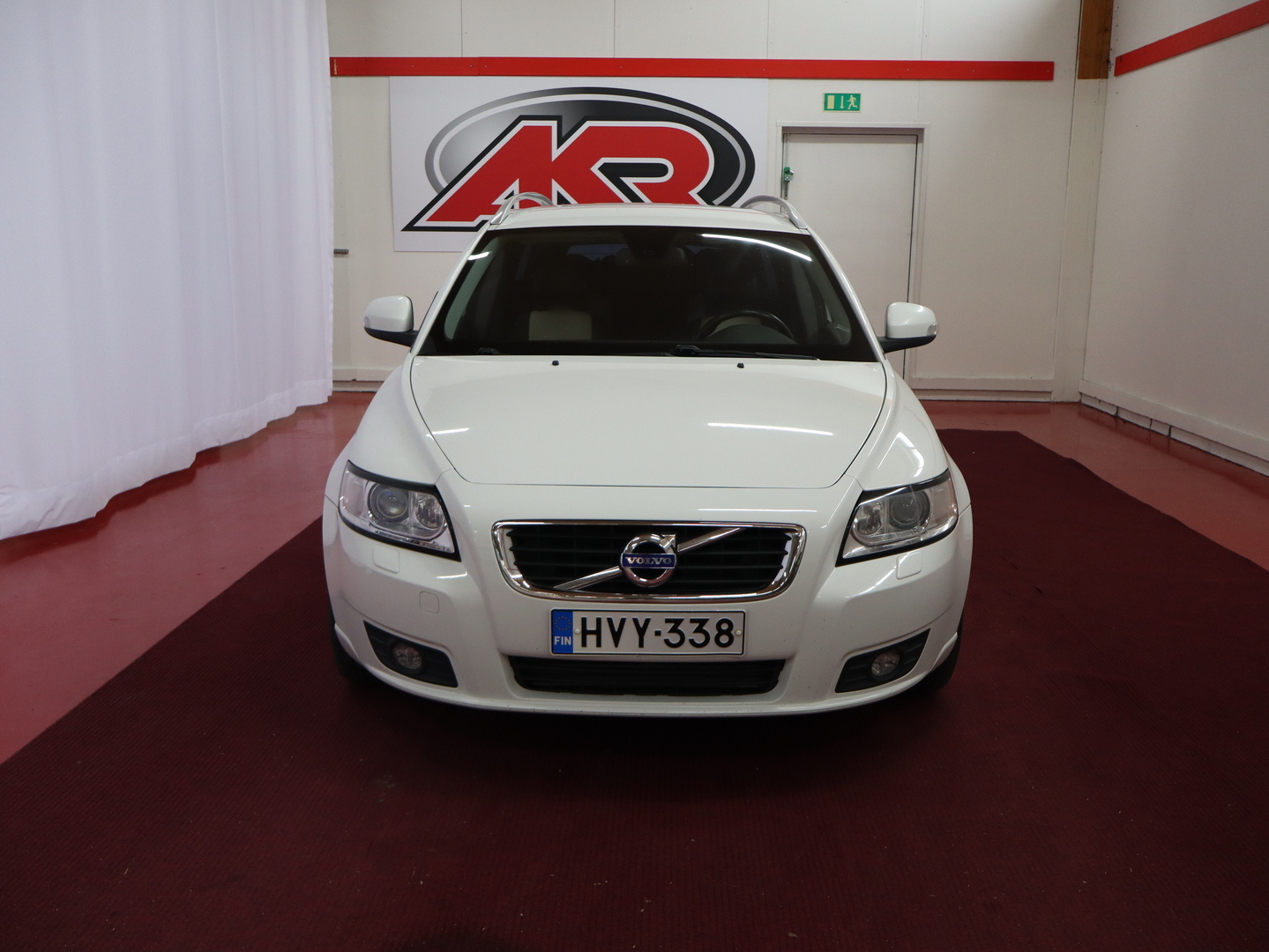 VOLVO V50 2