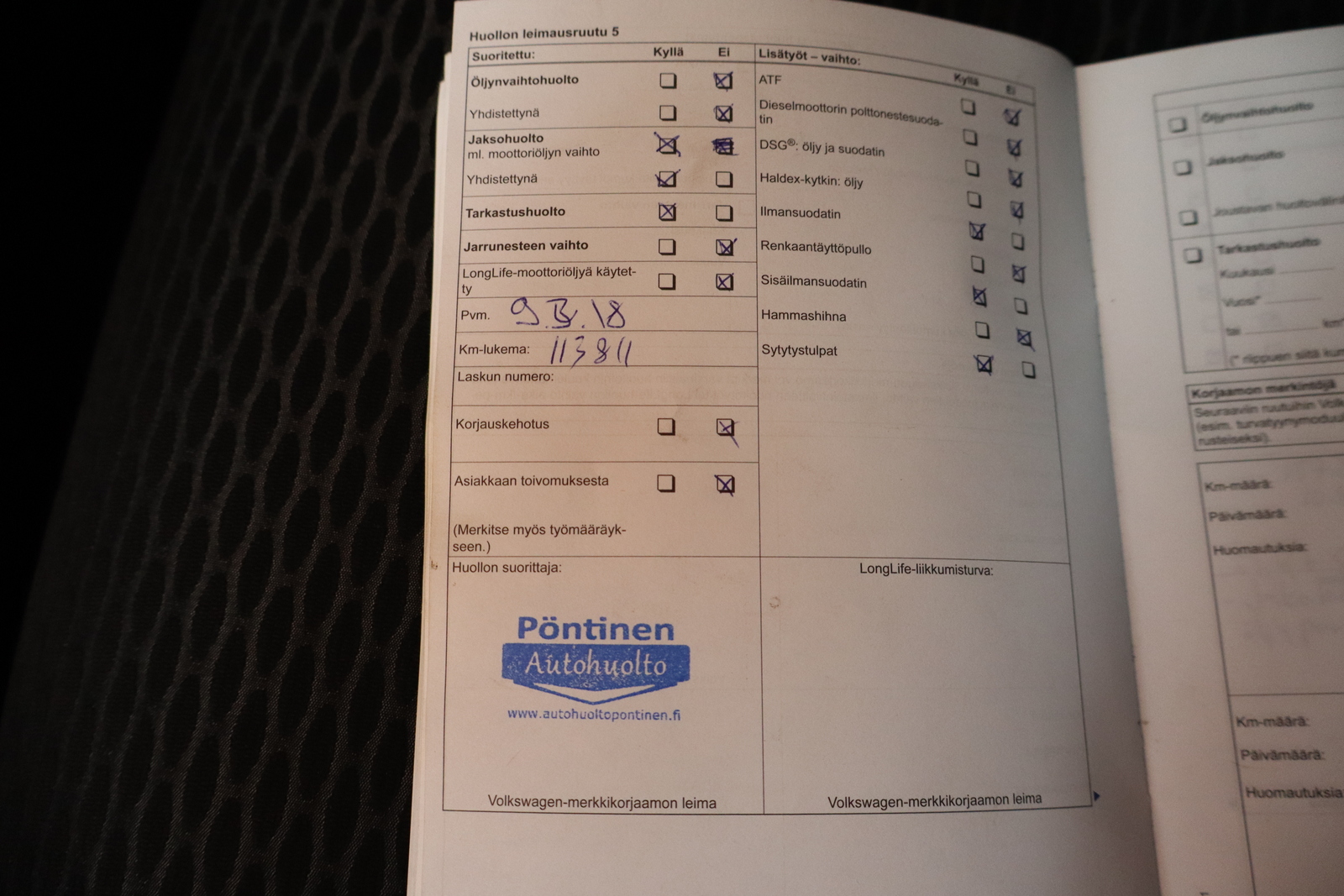 VOLKSWAGEN Golf 2012