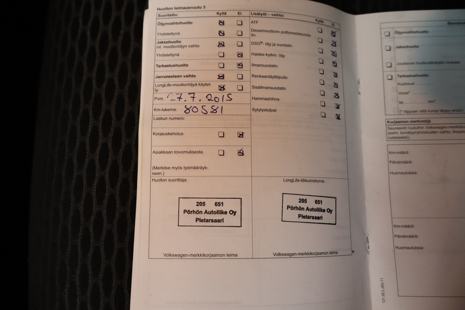 VOLKSWAGEN Golf 2012