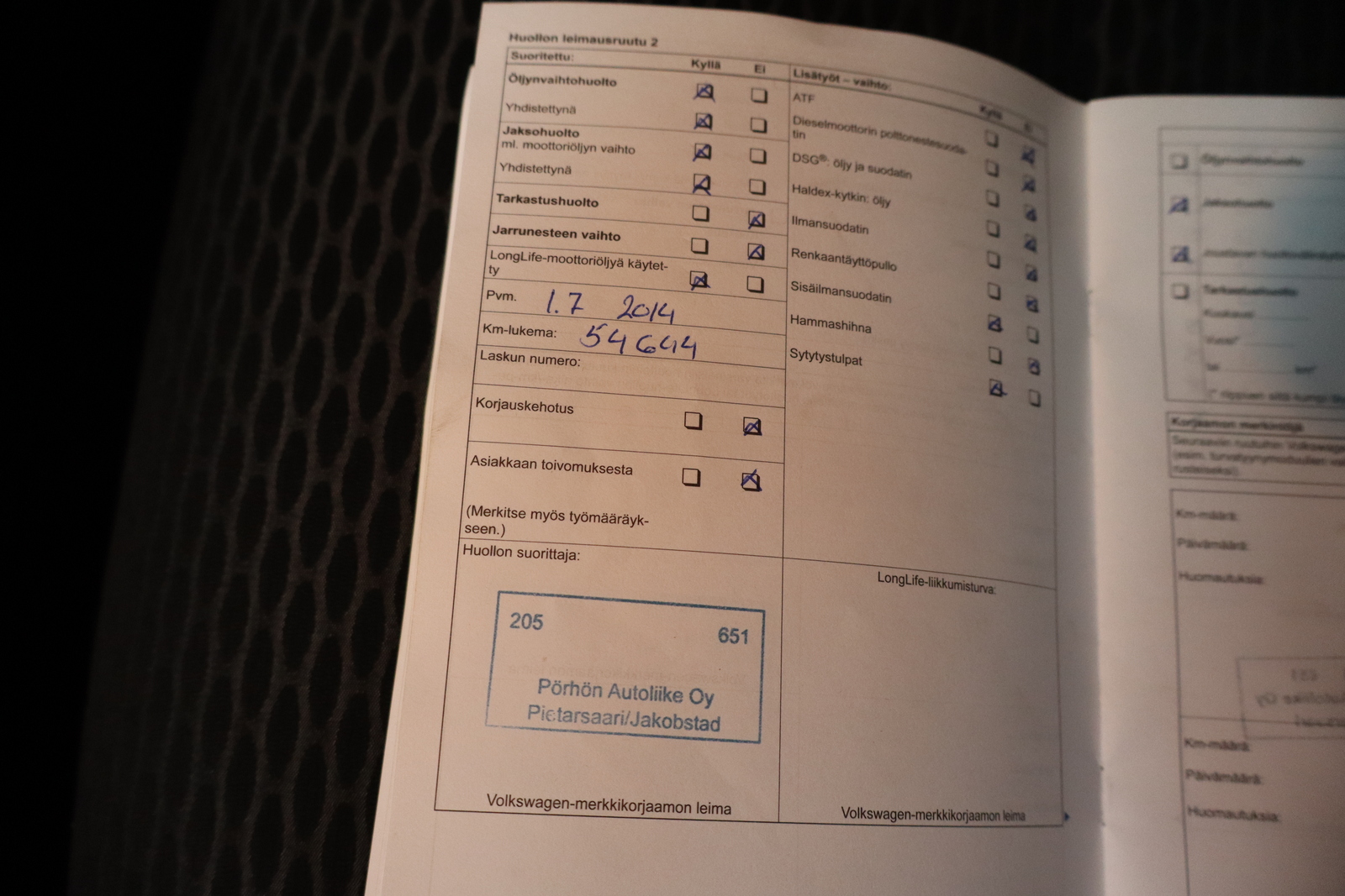 VOLKSWAGEN Golf 2012