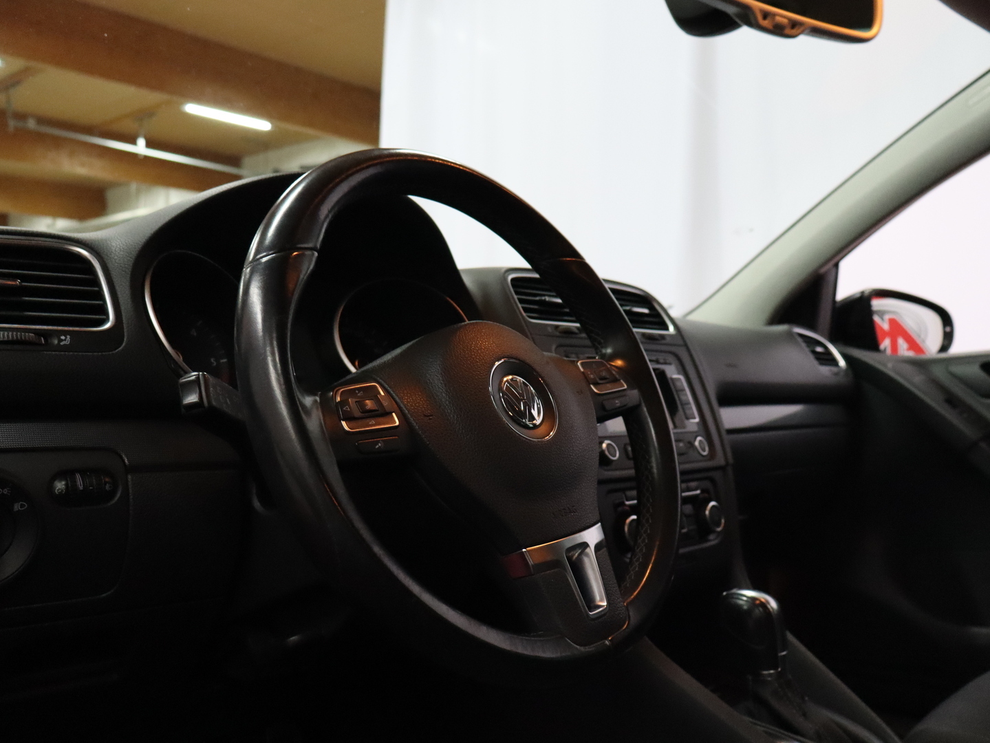 VOLKSWAGEN Golf 2011