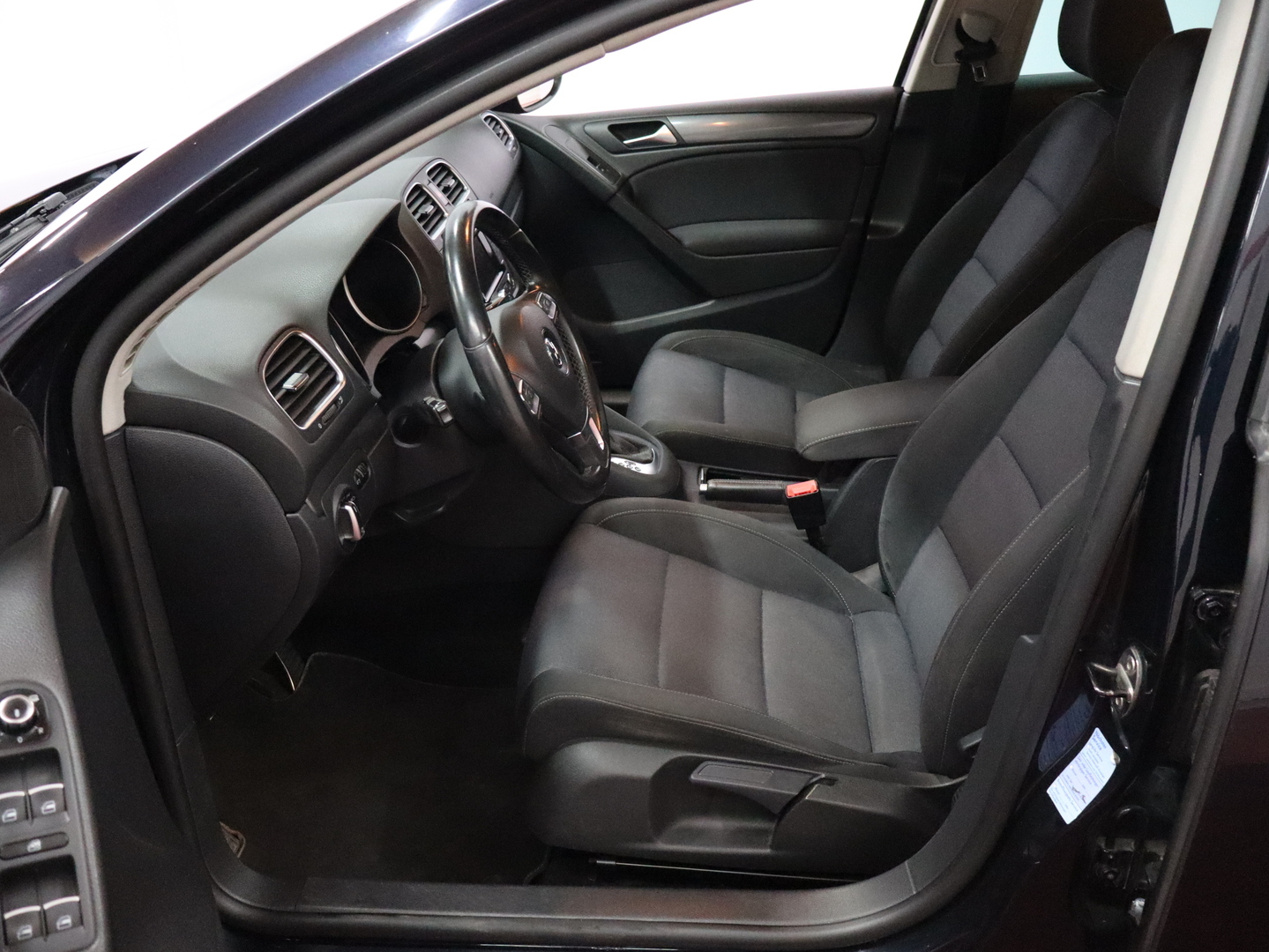 VOLKSWAGEN Golf 2011