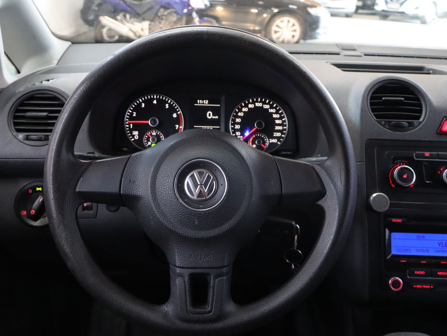 VOLKSWAGEN Caddy 2011