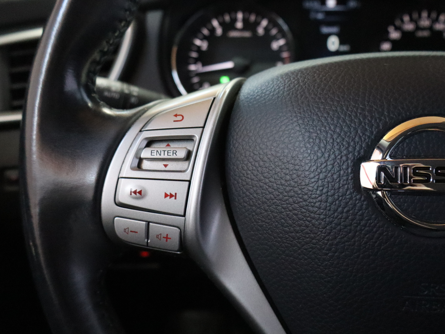 NISSAN Qashqai 2014