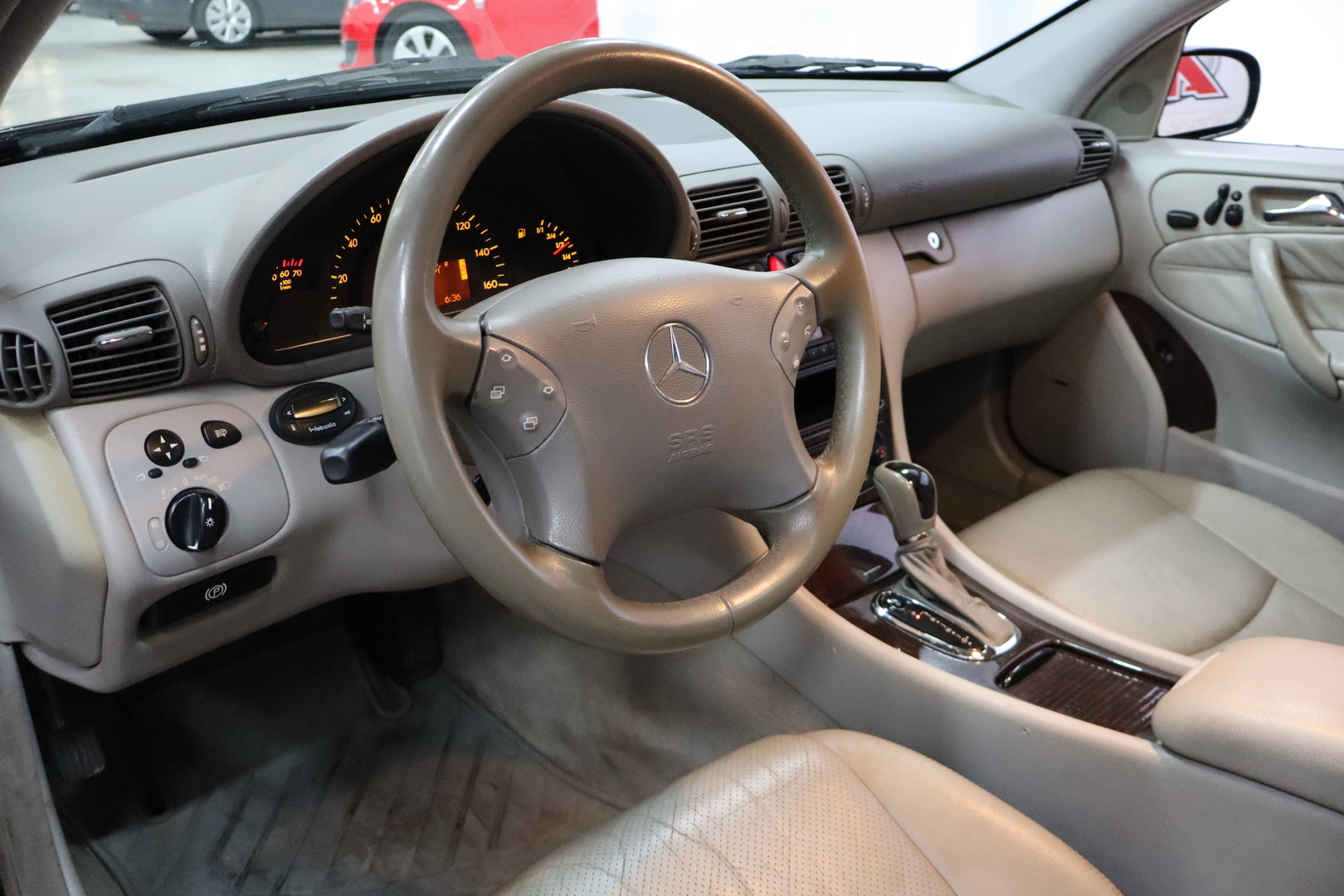 MERCEDES-BENZ C 2003