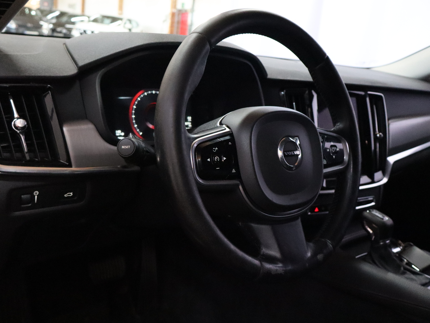 VOLVO V90 2017