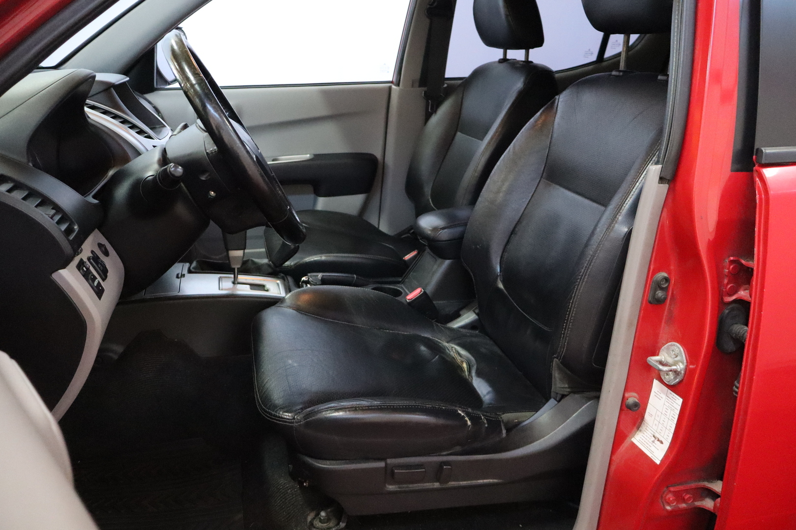 MITSUBISHI L200 2011