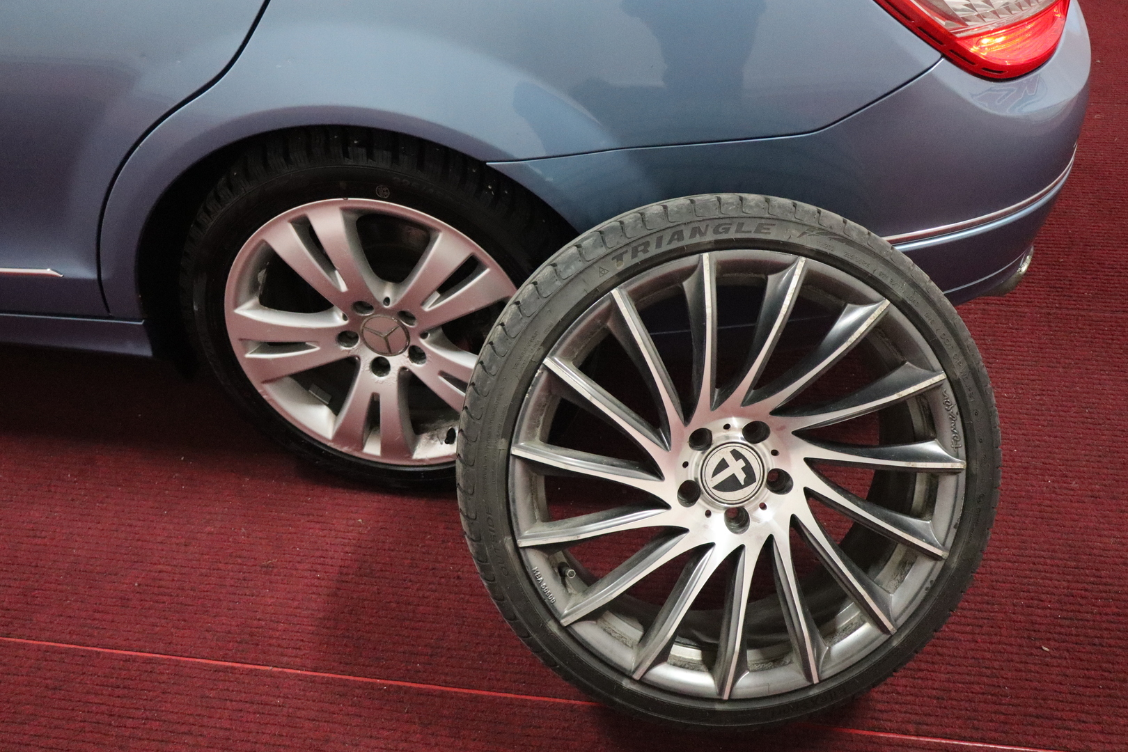 MERCEDES-BENZ C 2011