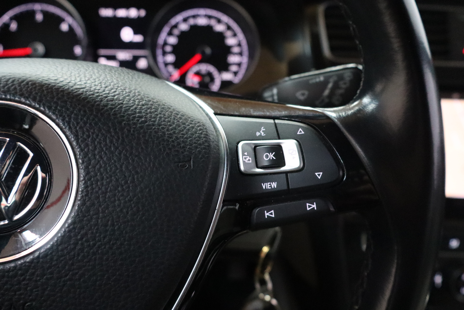 VOLKSWAGEN Golf 2018