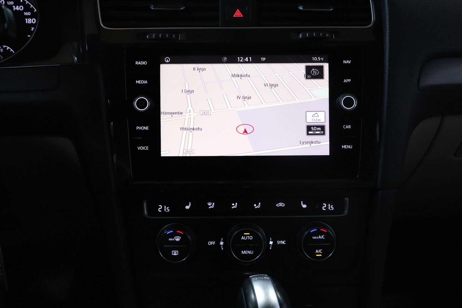 VOLKSWAGEN Golf 2018