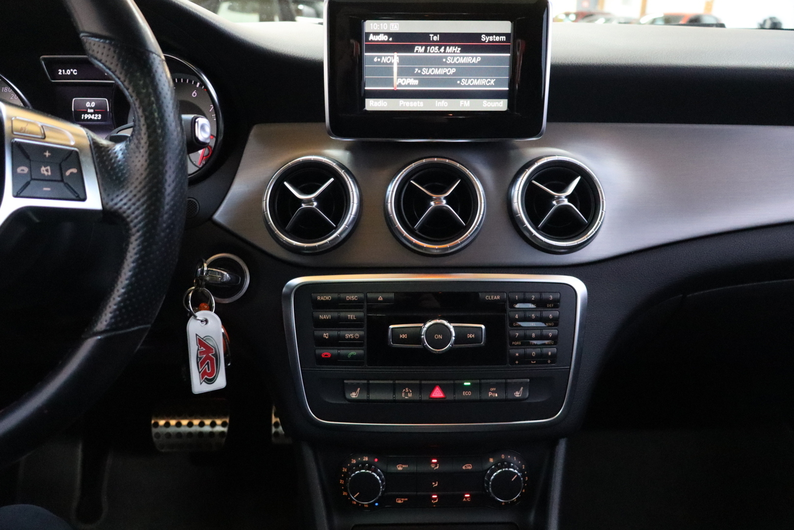 MERCEDES-BENZ CLA 2013