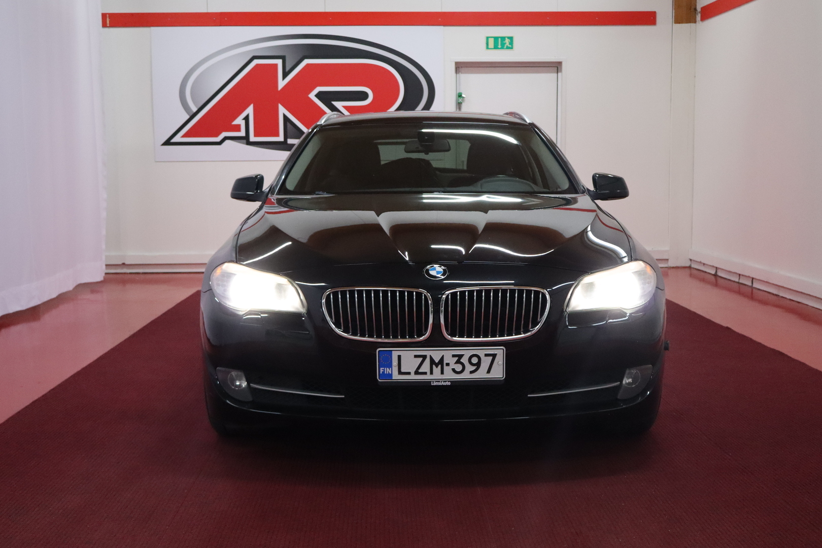 BMW 520 2011