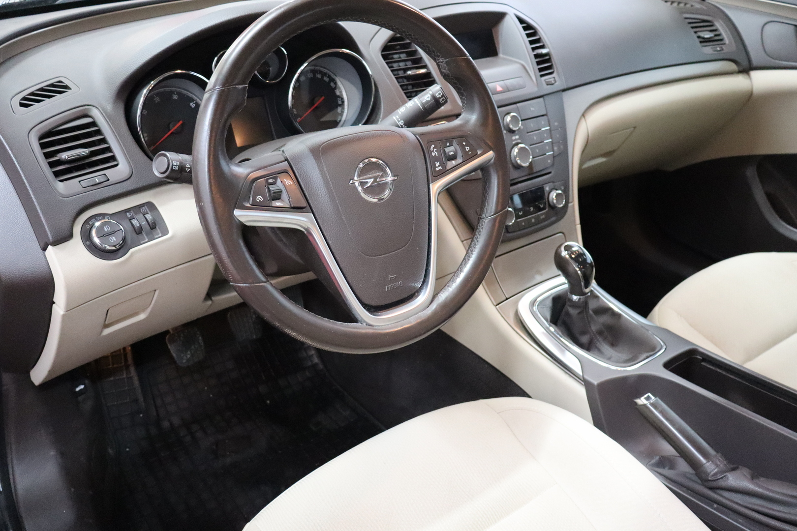 OPEL Insignia 5