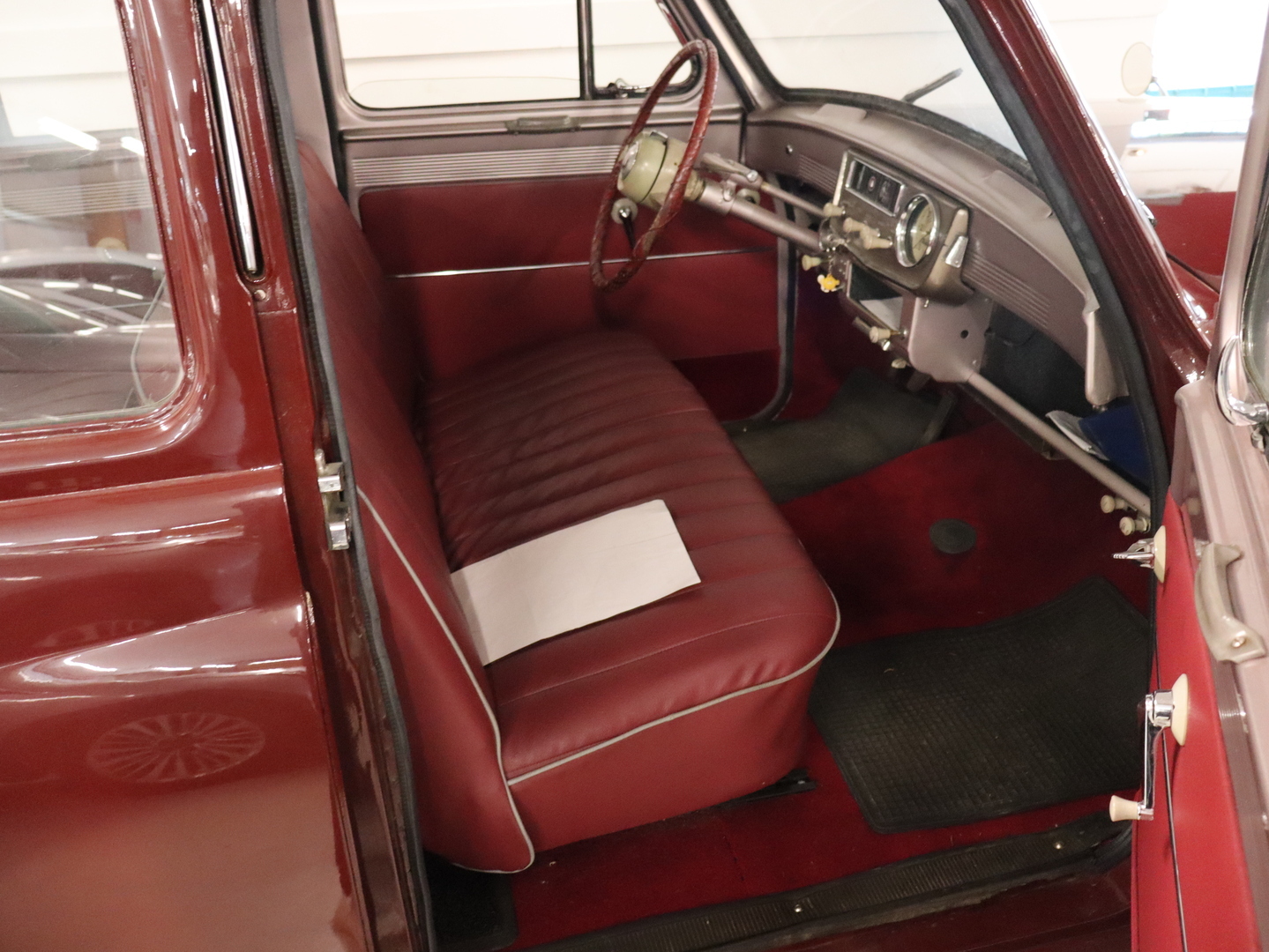 HILLMAN Minx 1953