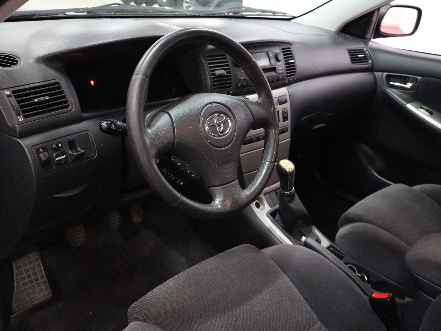 TOYOTA Corolla 2003