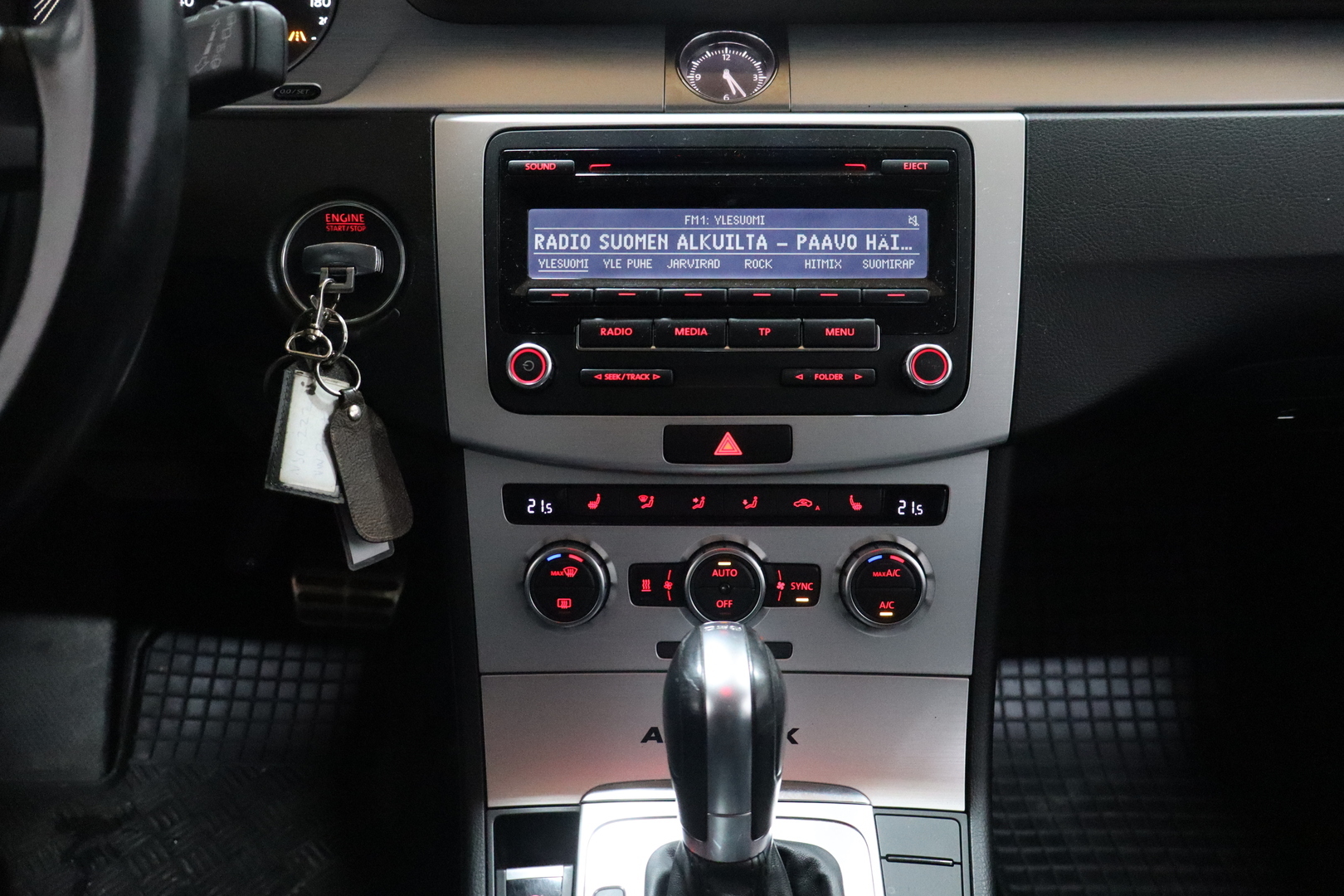 VOLKSWAGEN Passat 2014