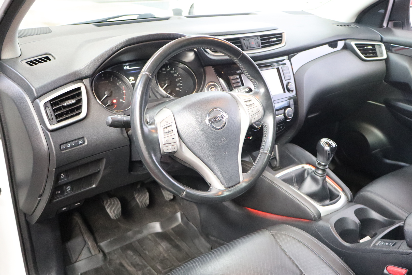 NISSAN Qashqai 2014