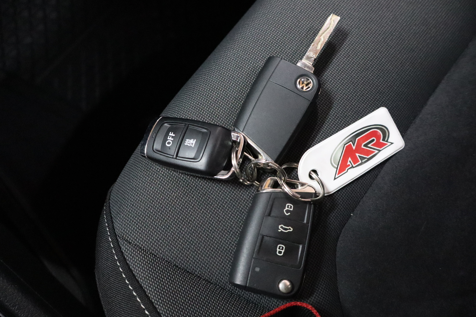 VOLKSWAGEN Golf Sportsvan 2017