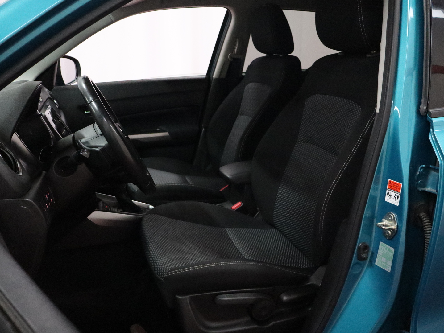 SUZUKI Vitara 2023
