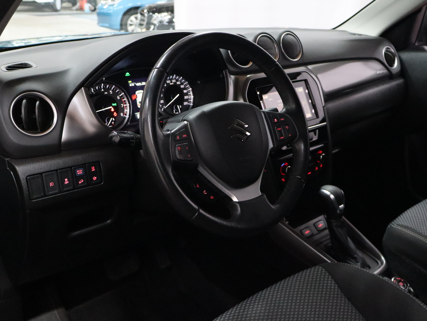 SUZUKI Vitara 2023