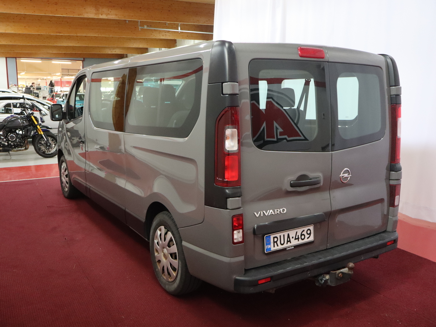 OPEL VIVARO 6