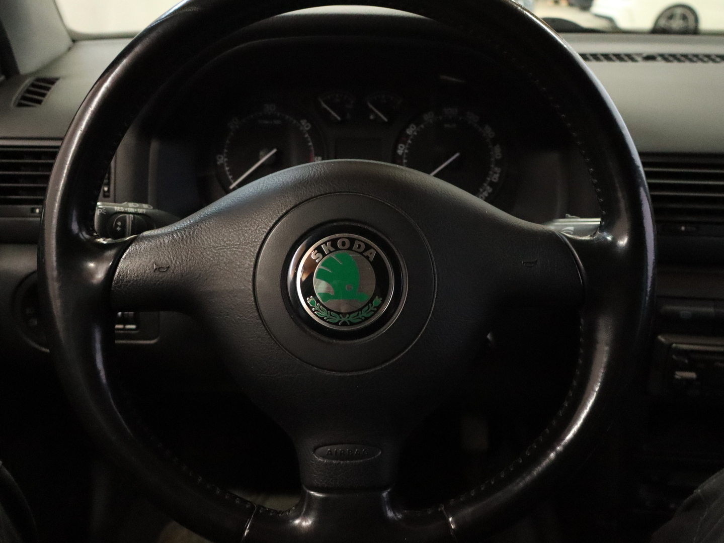 SKODA Octavia 2004