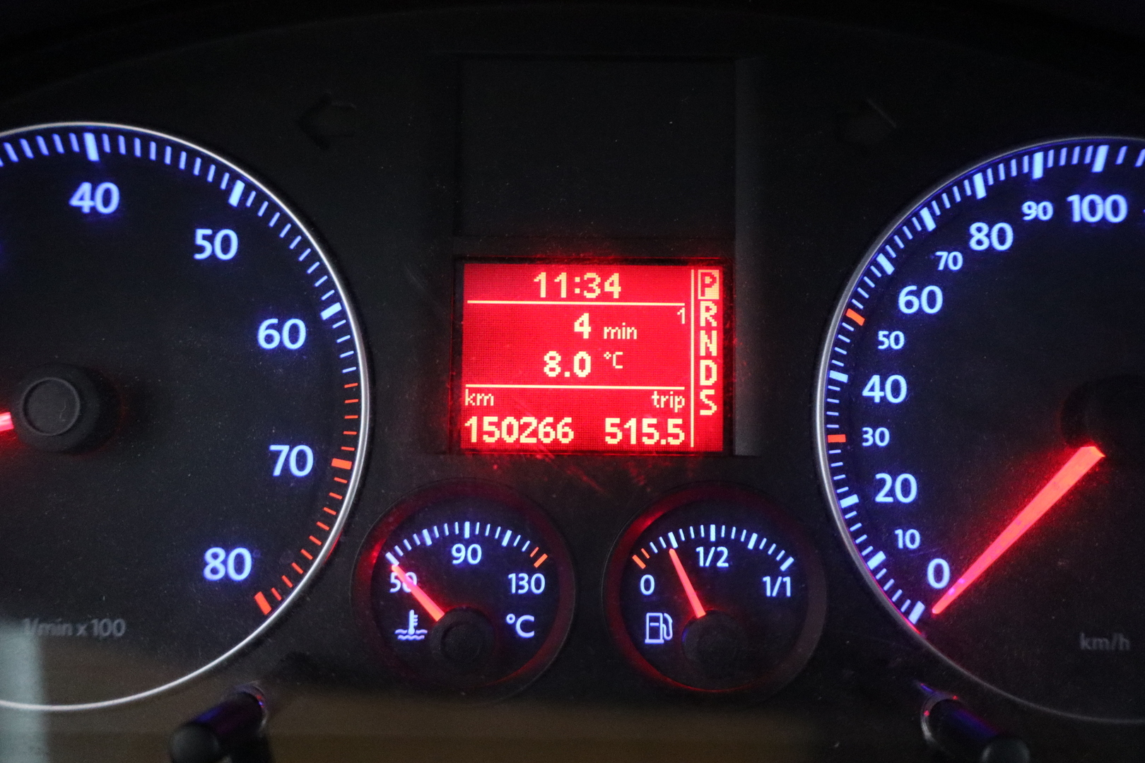 VOLKSWAGEN Touran 2009