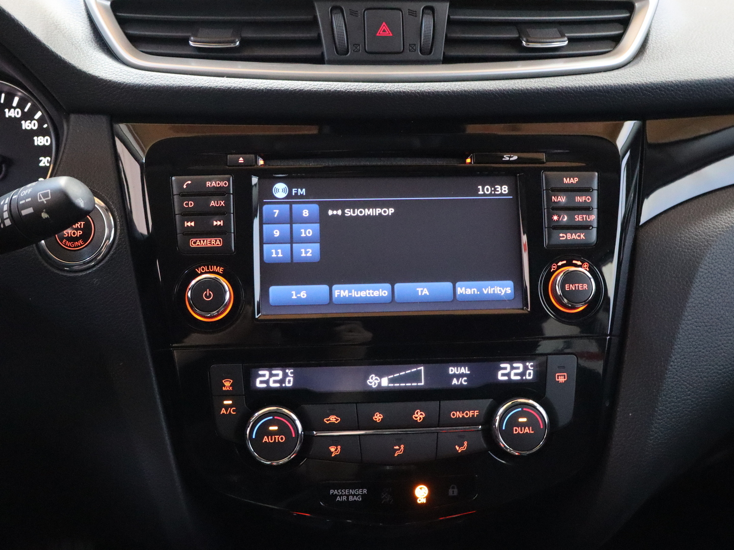 NISSAN Qashqai 2016