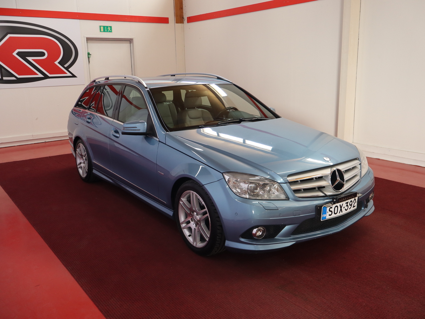 MERCEDES-BENZ C 2011