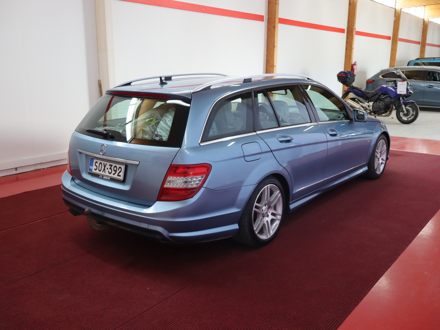 MERCEDES-BENZ C 2011