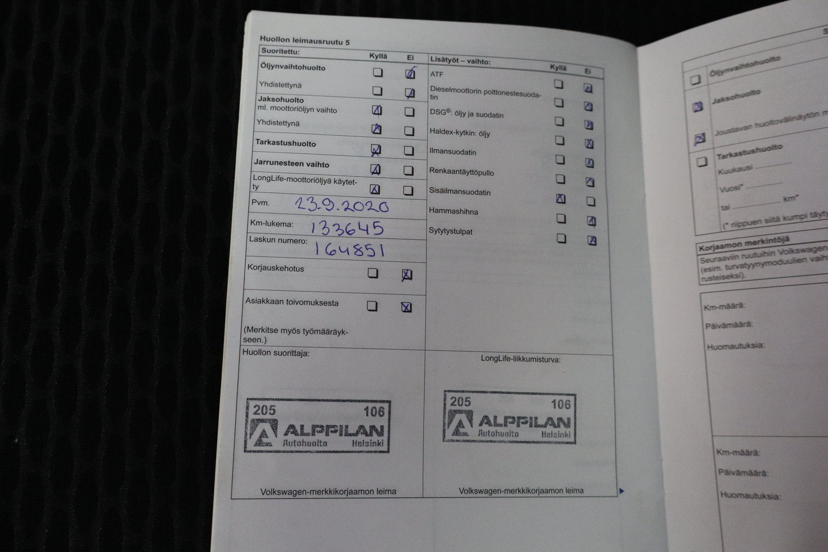 VOLKSWAGEN Golf 2012