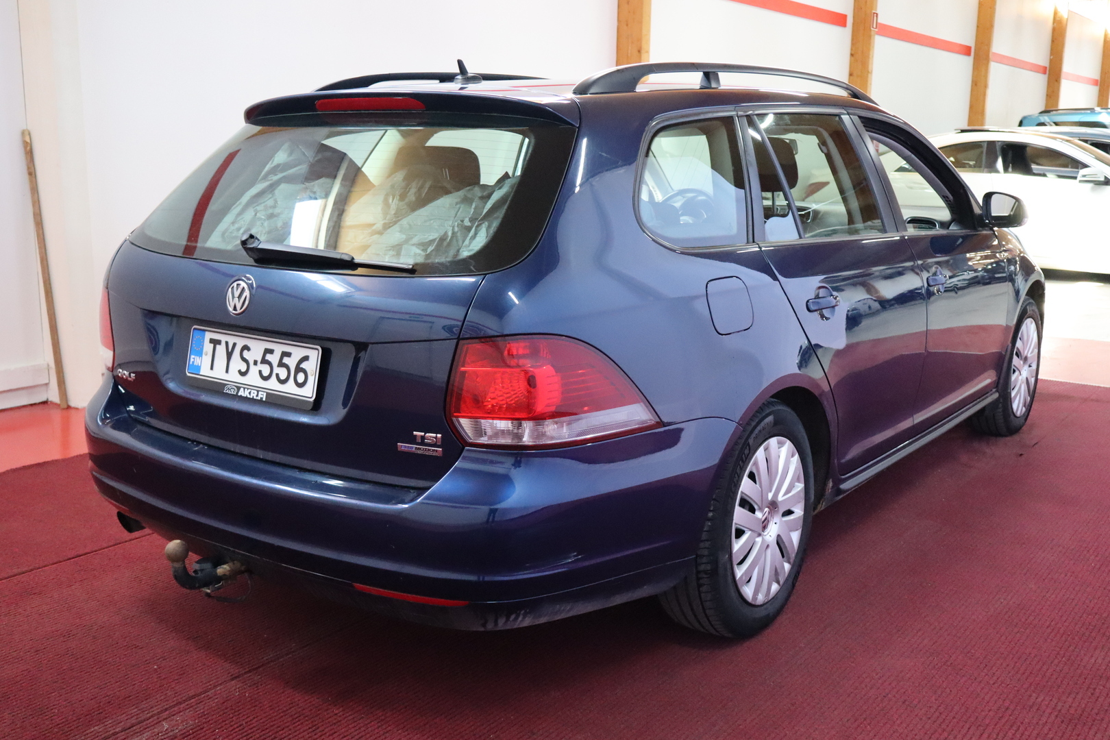 VOLKSWAGEN Golf 2012