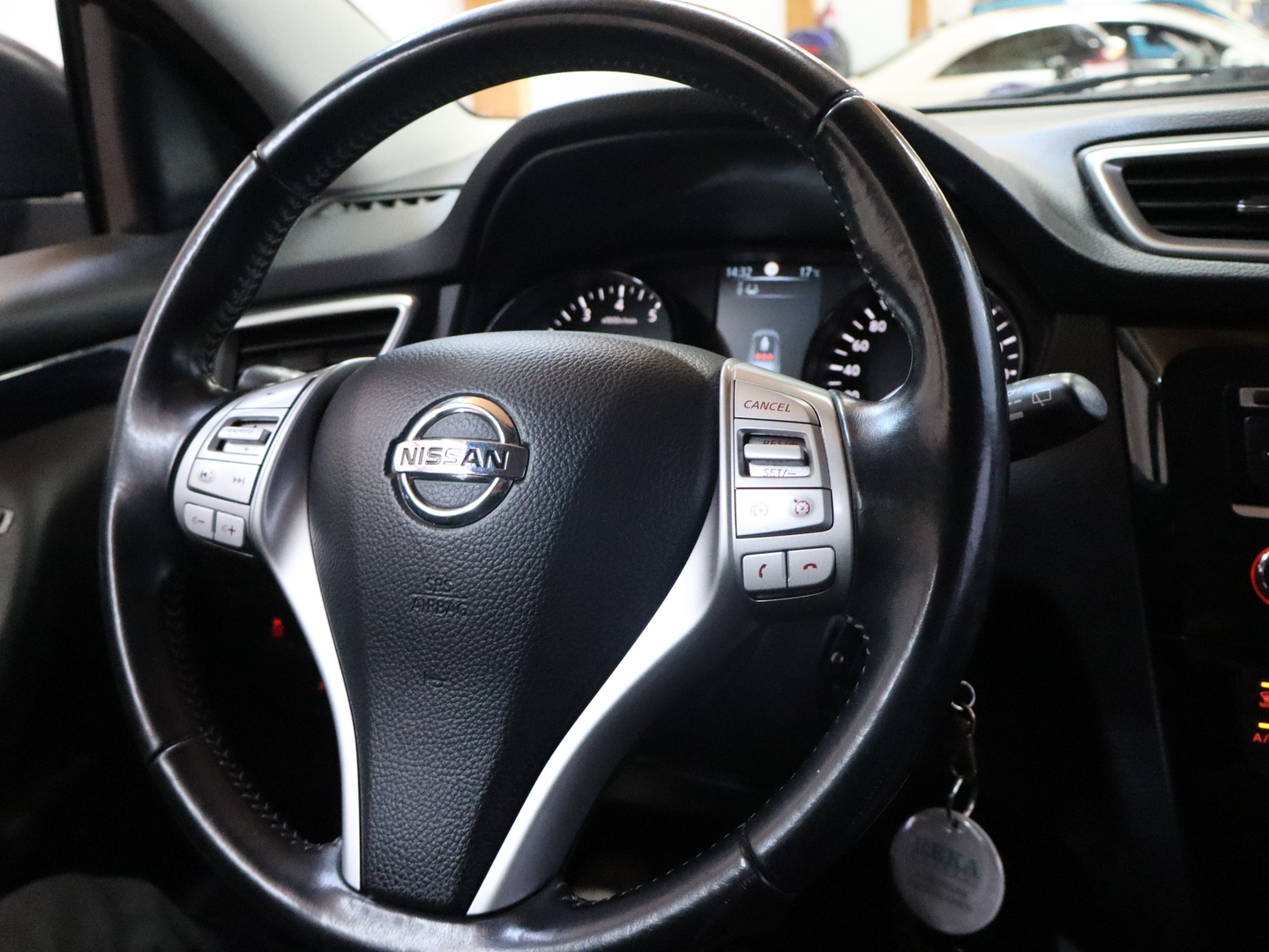 NISSAN Qashqai 2015