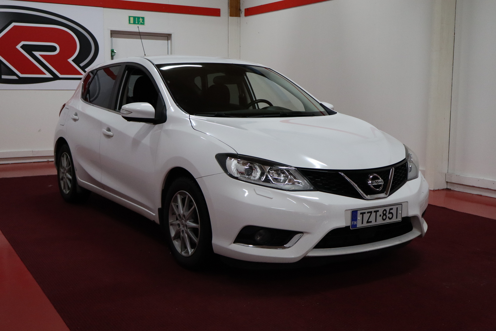 NISSAN Pulsar 2015