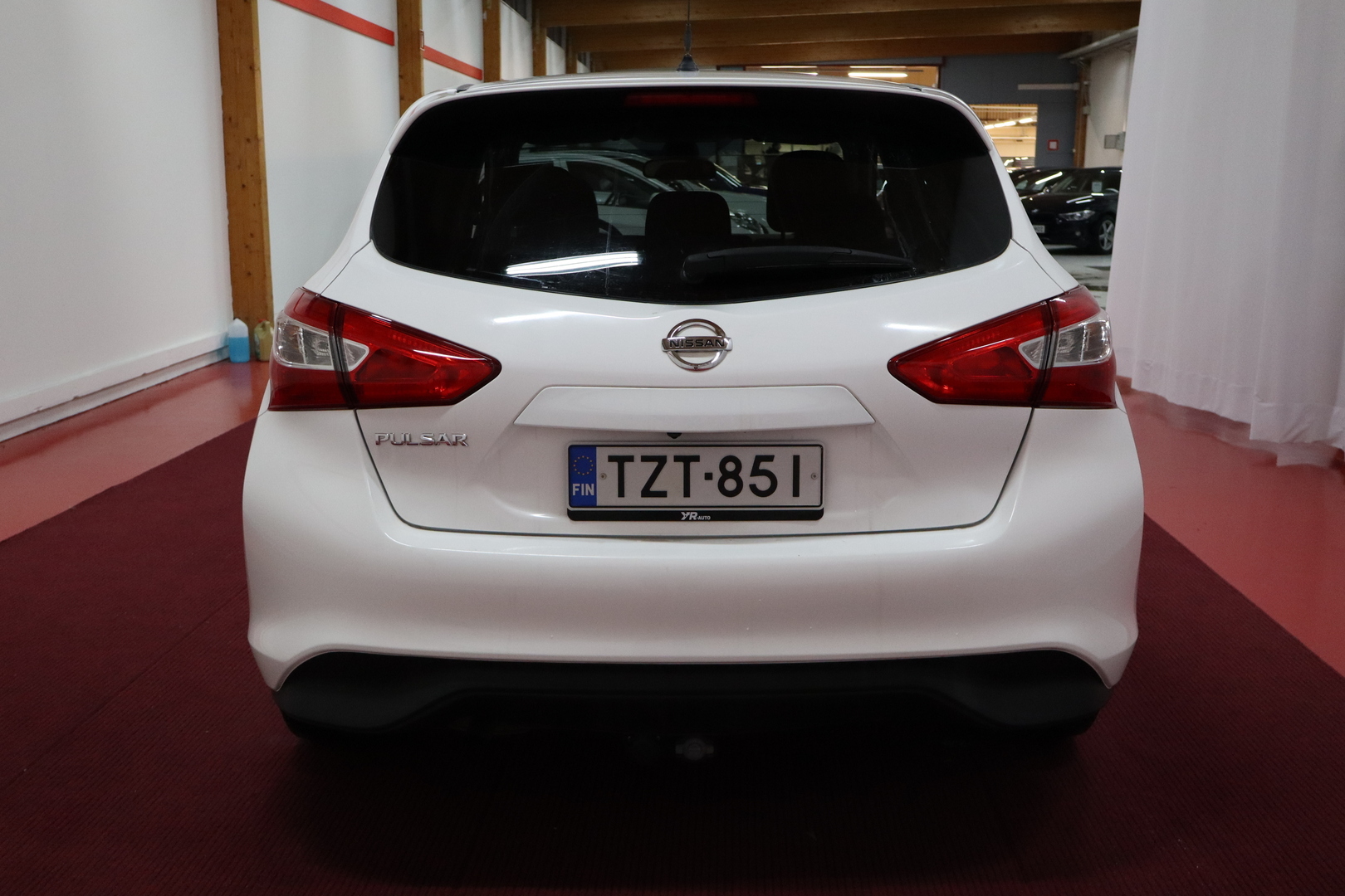 NISSAN Pulsar 2015