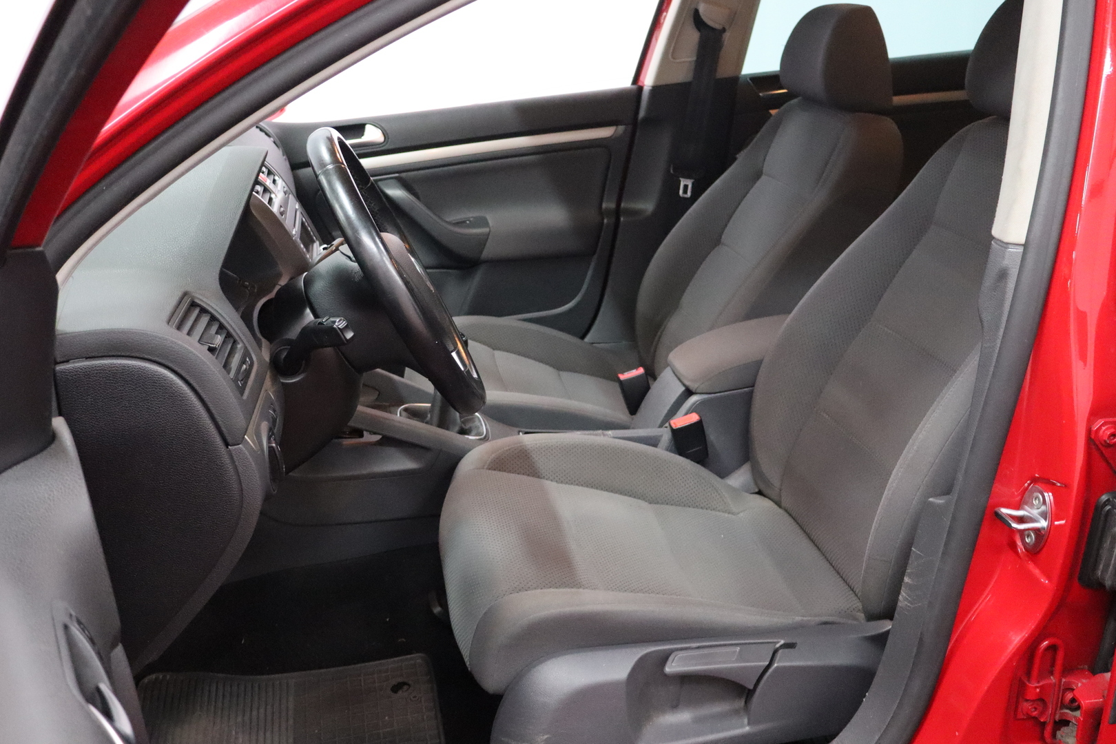 VOLKSWAGEN Golf 2008