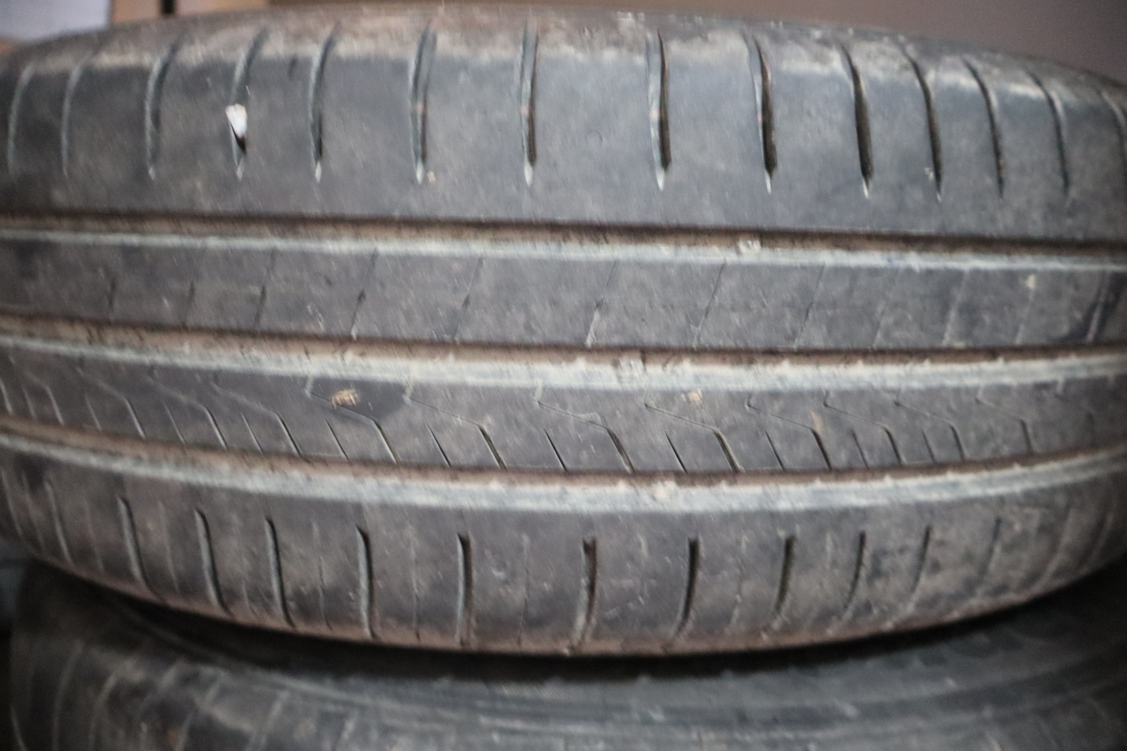 VOLKSWAGEN Caddy 2011