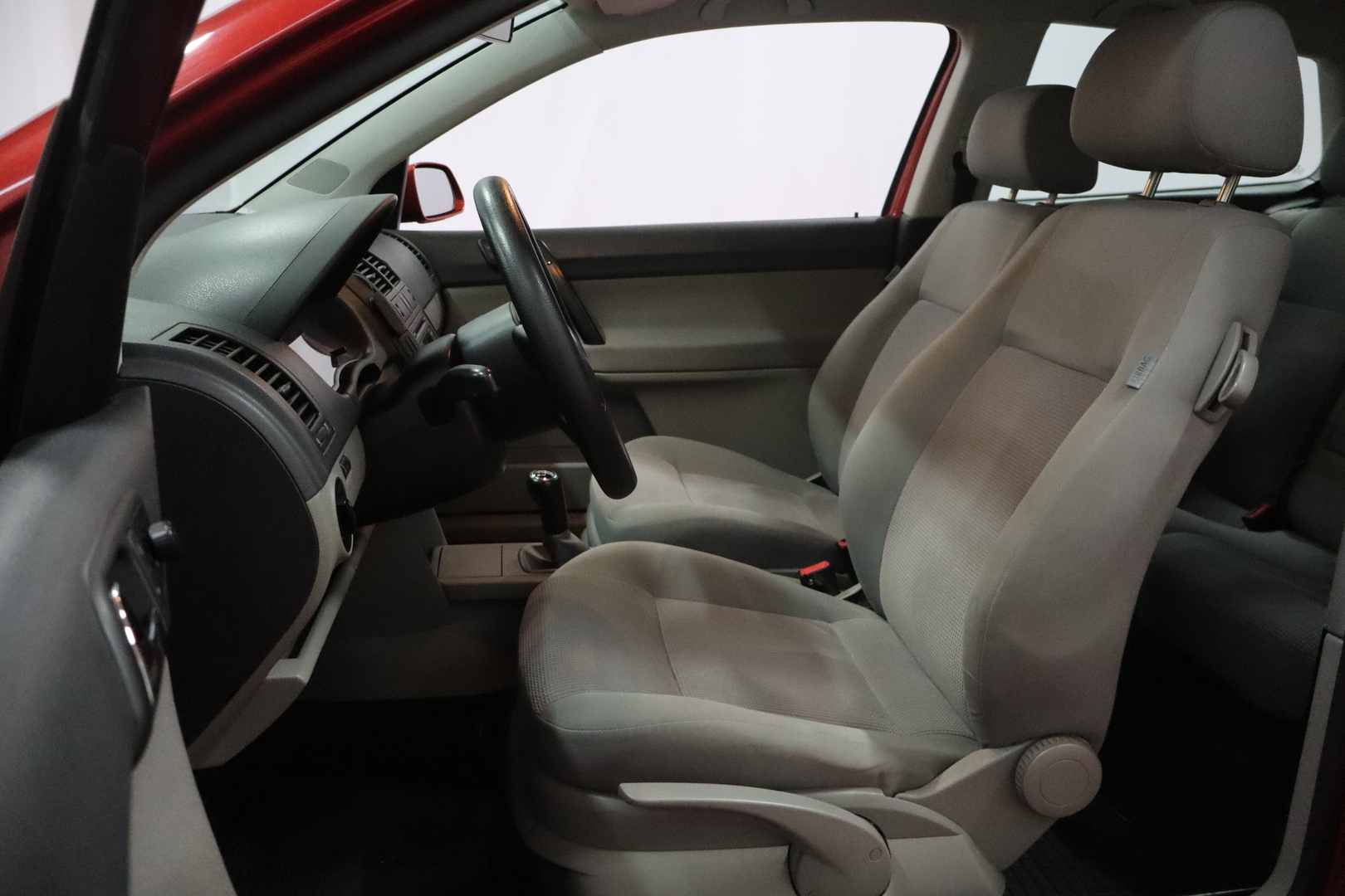 VOLKSWAGEN Polo 2006