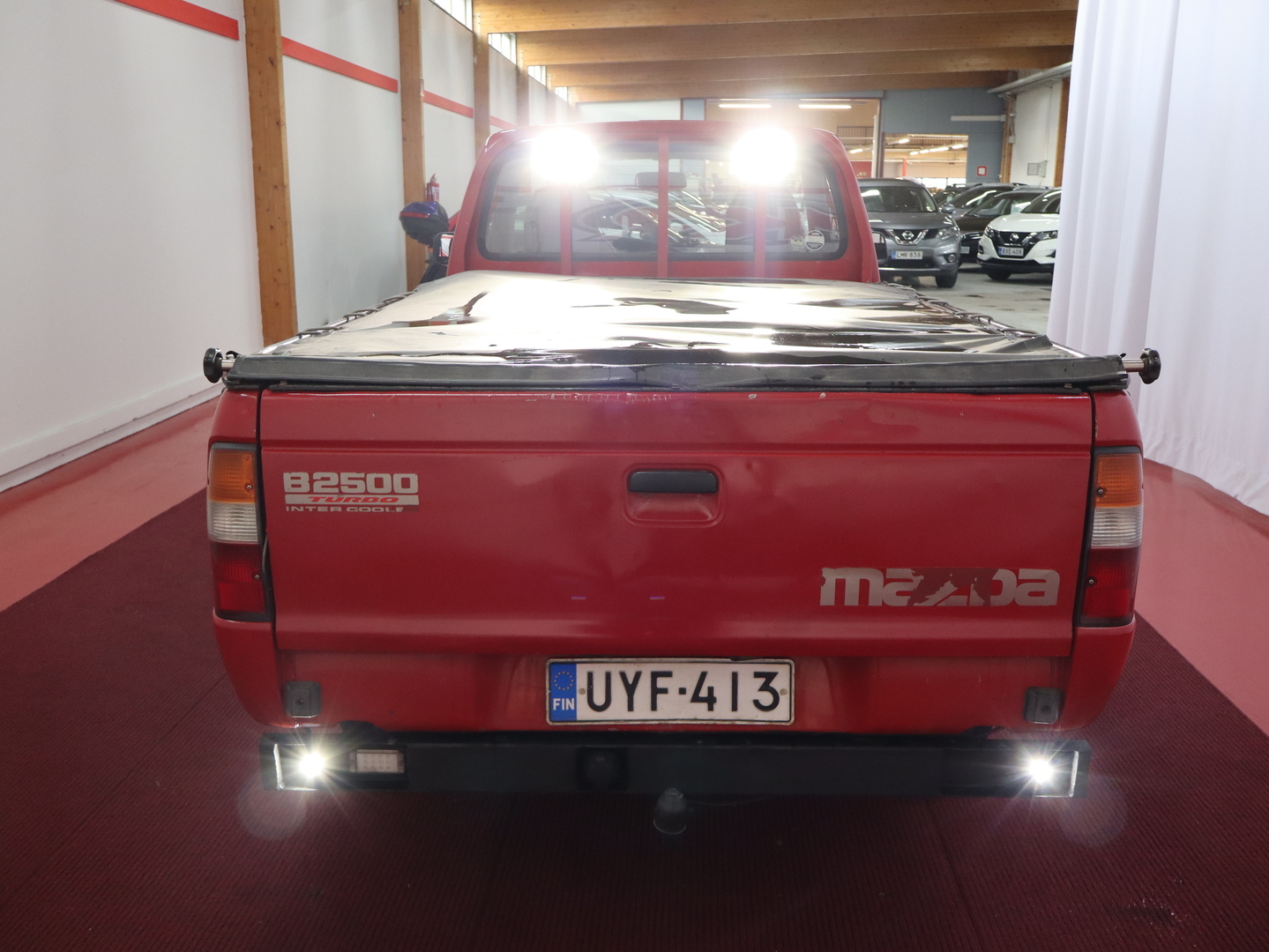 MAZDA B2500 2002