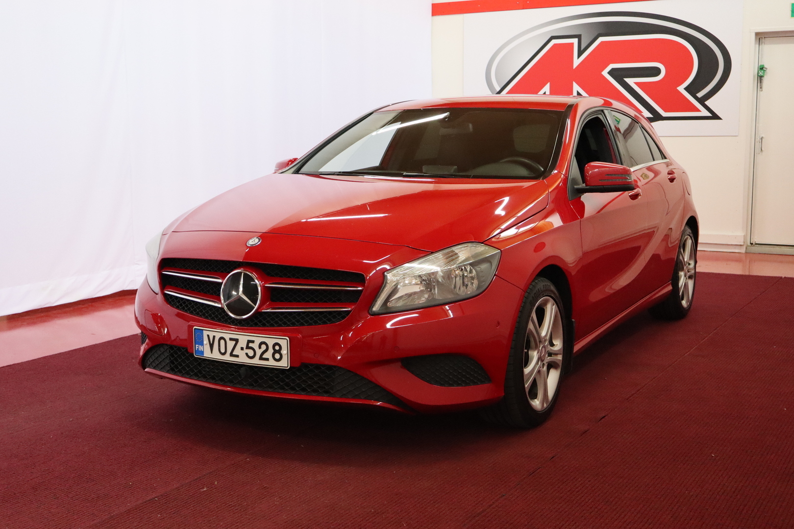 MERCEDES-BENZ A 2012