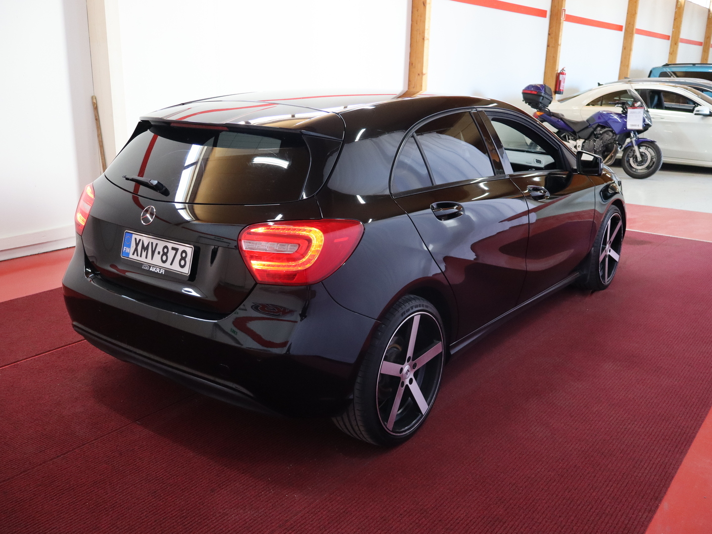 MERCEDES-BENZ A 2013