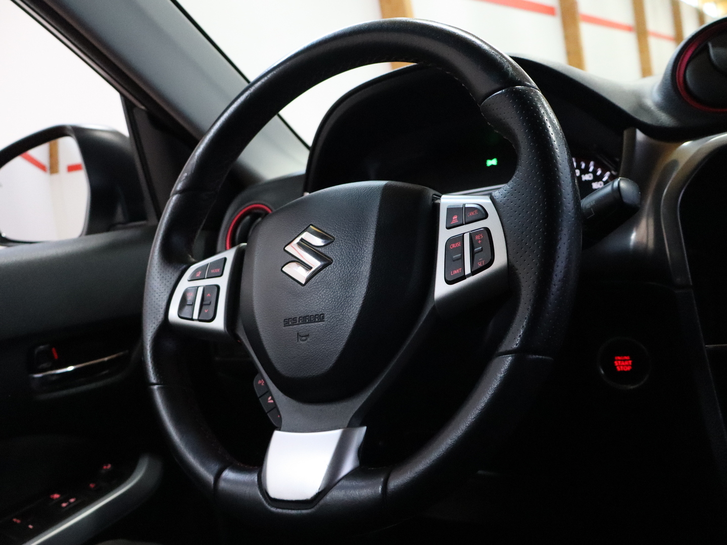 SUZUKI Vitara 2016