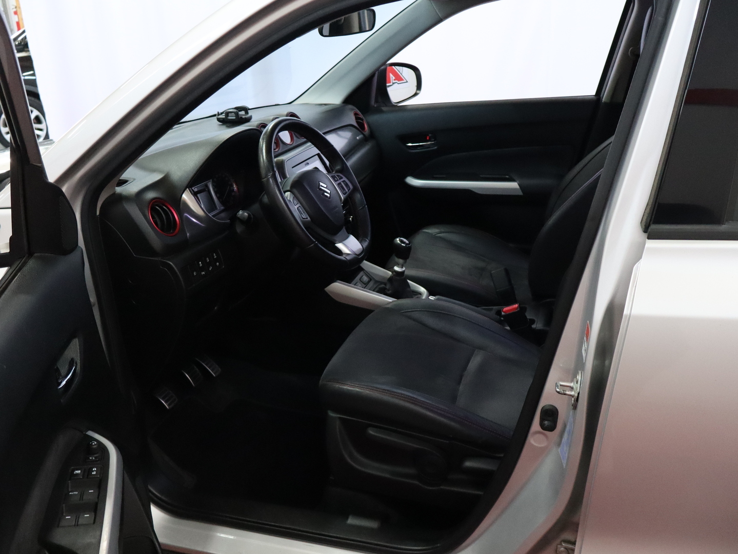 SUZUKI Vitara 2016