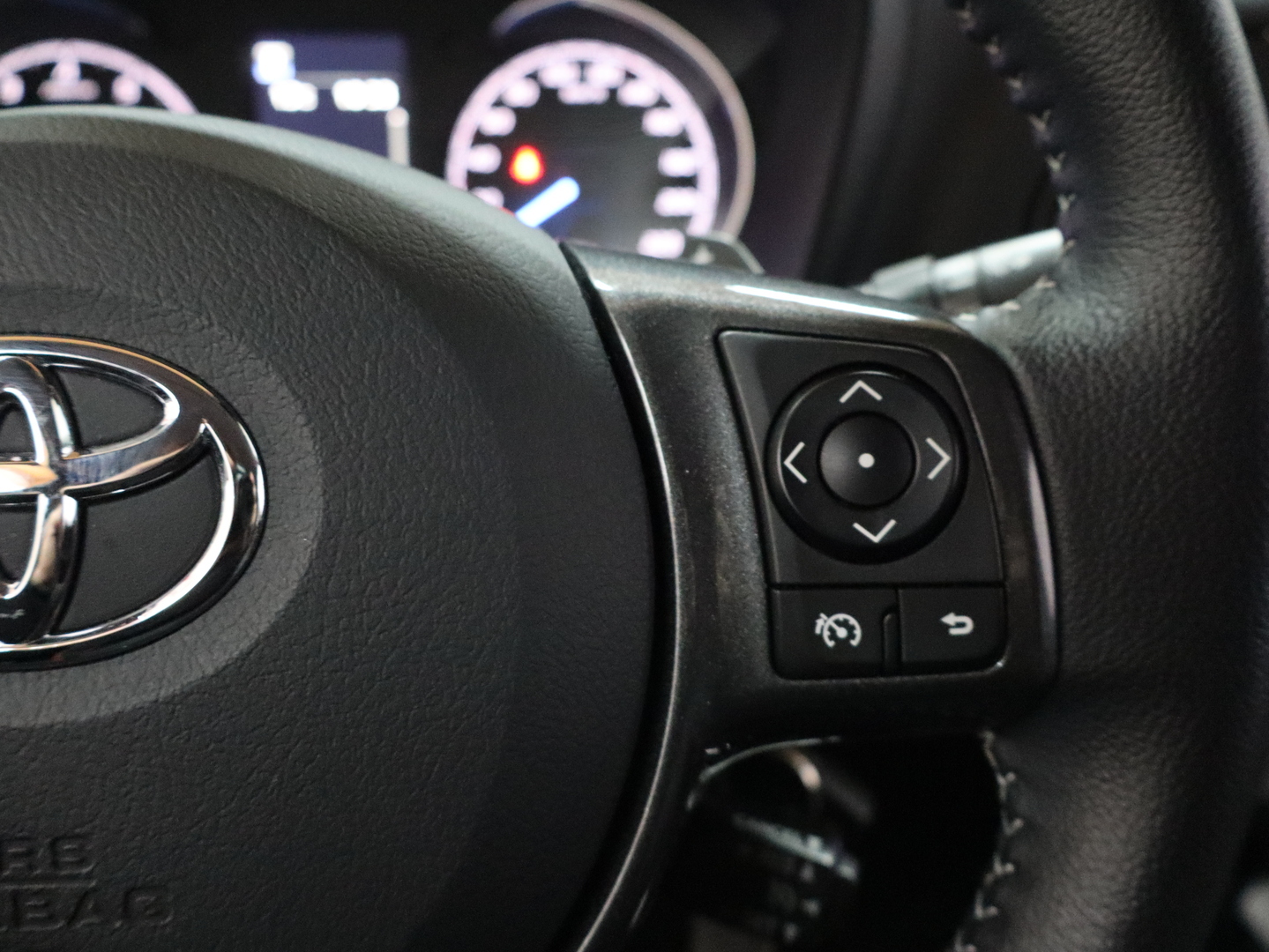TOYOTA Yaris 2020